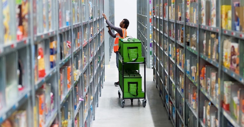Hinter den Kulissen von Amazon Fresh: Wie Picker und clevere Software deinen Einkaufskorb füllen